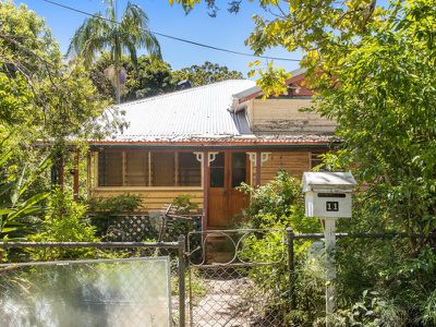 11 Miva Street, Cooroy