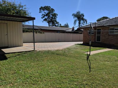9 Laughton Street, Dubbo