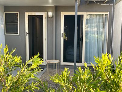 2 / 6 Hinkler Parade, Maroochydore