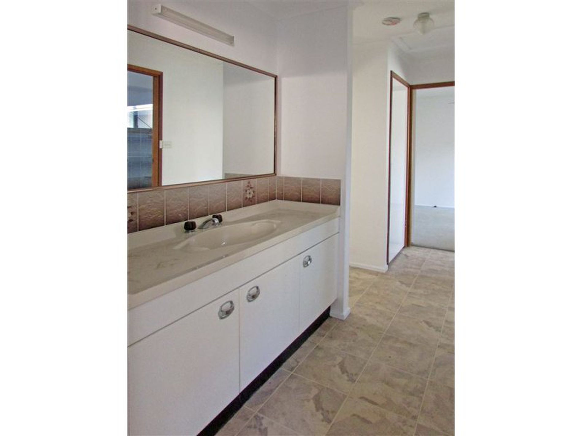 19 George Avenue, Kings Point