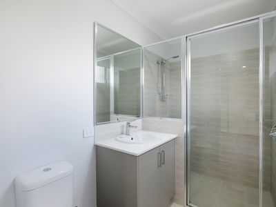 91C Twickenham Drive, Kingsley