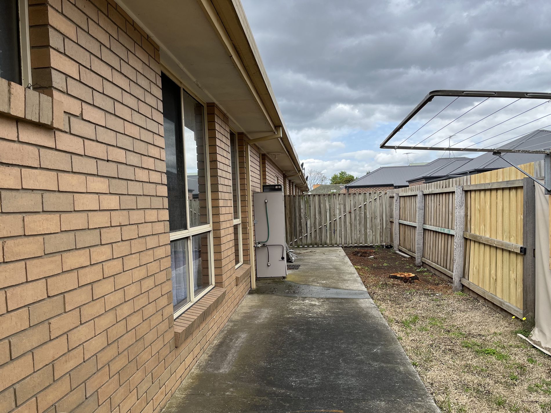 2 / 3-5 Boundary Road, Newcomb