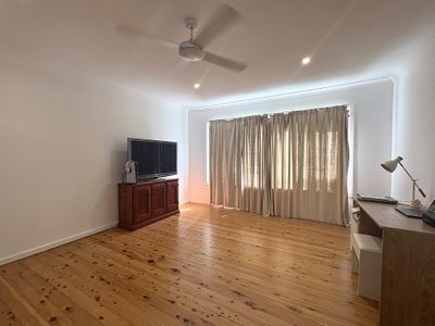 17 Bay Street, Mallabula