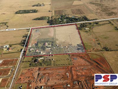 1350 Leakes Rd, Rockbank