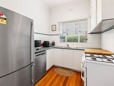 324 Bambra Road, Caulfield South