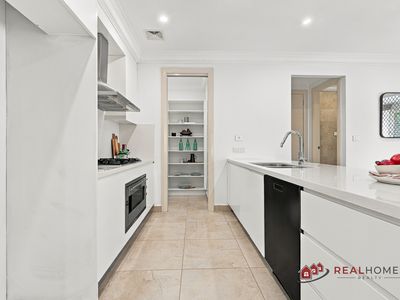 1 James Green Close, Kellyville