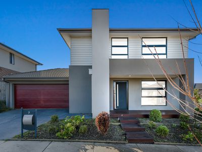 7 Pump House Crescent, Clyde