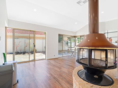 15 Purser Cove, Murdoch