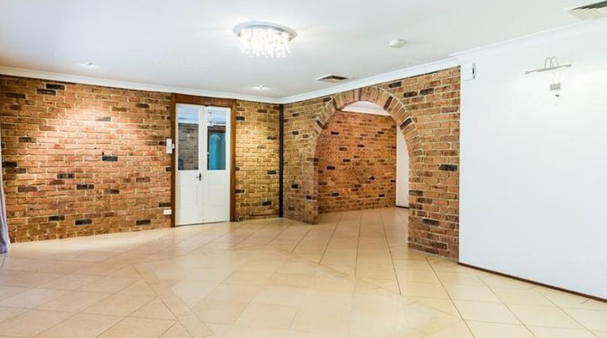 2 Nova Street, Box Hill