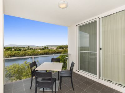 28 / 2-4 Kingsway Place, Townsville City