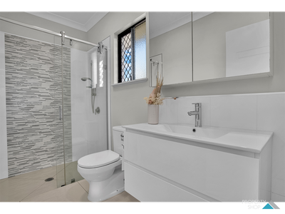 20 Homevale Ent, Mount Peter