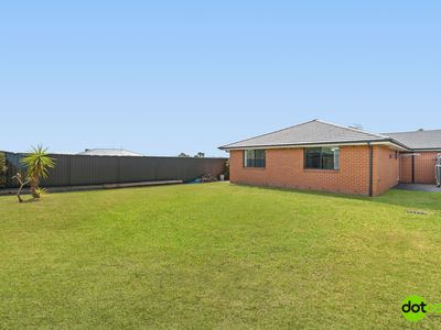 15 Violet Road, Hamlyn Terrace