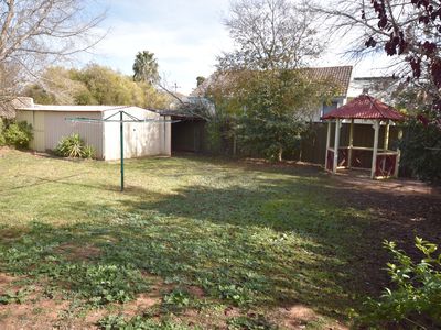 32 John Glenn Place, Dubbo