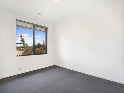 11 Taro Walk, Rockbank