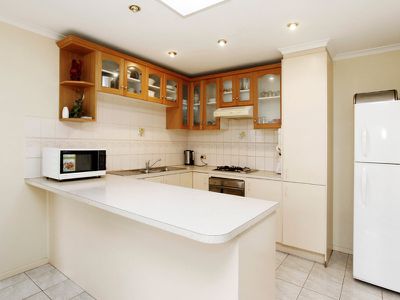 1 Kent Mews, Cranbourne North