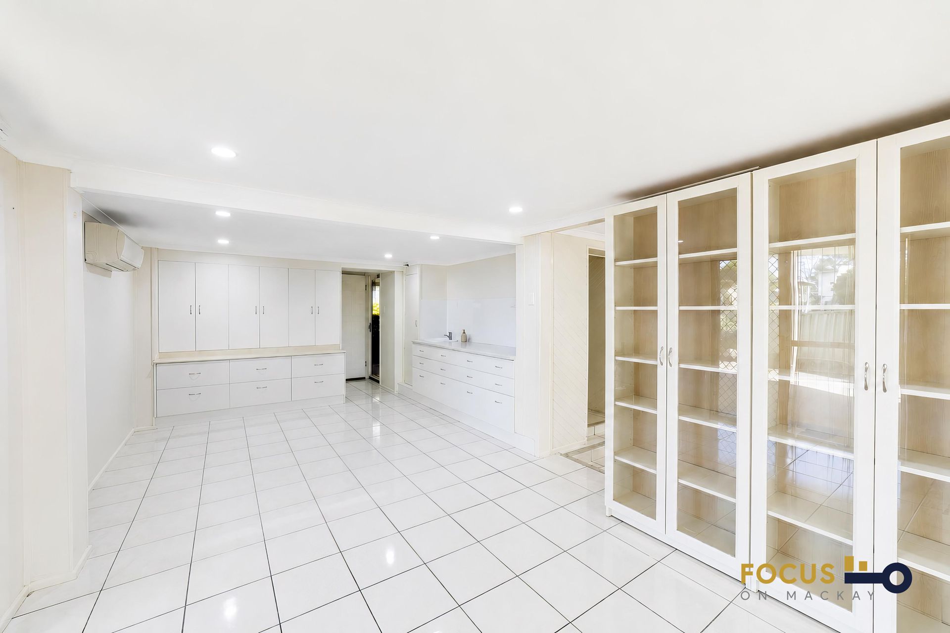16 Graham Court, Mount Pleasant
