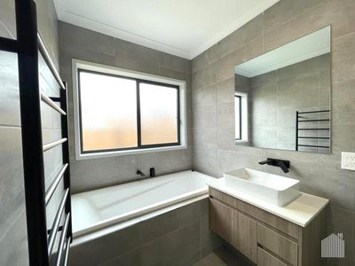 16 Snowbird Road, Winter Valley