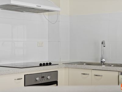 48 53 McMillan Crescent, Griffith