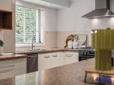 2 Hobday Place , Dunlop