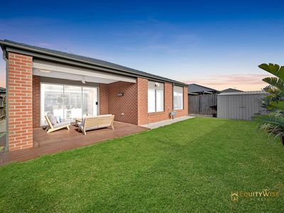 16 Papas View, Wyndham Vale