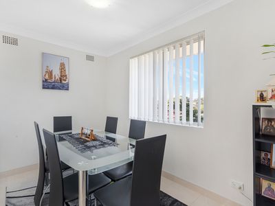 9 / 15 McBurney Road, Cabramatta
