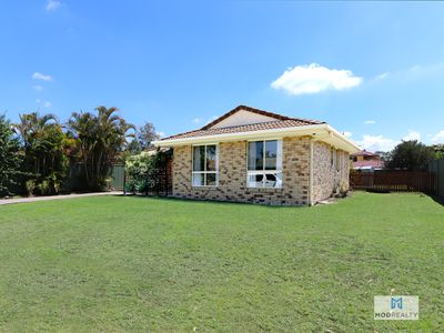 60 Selwyn Street, North Booval