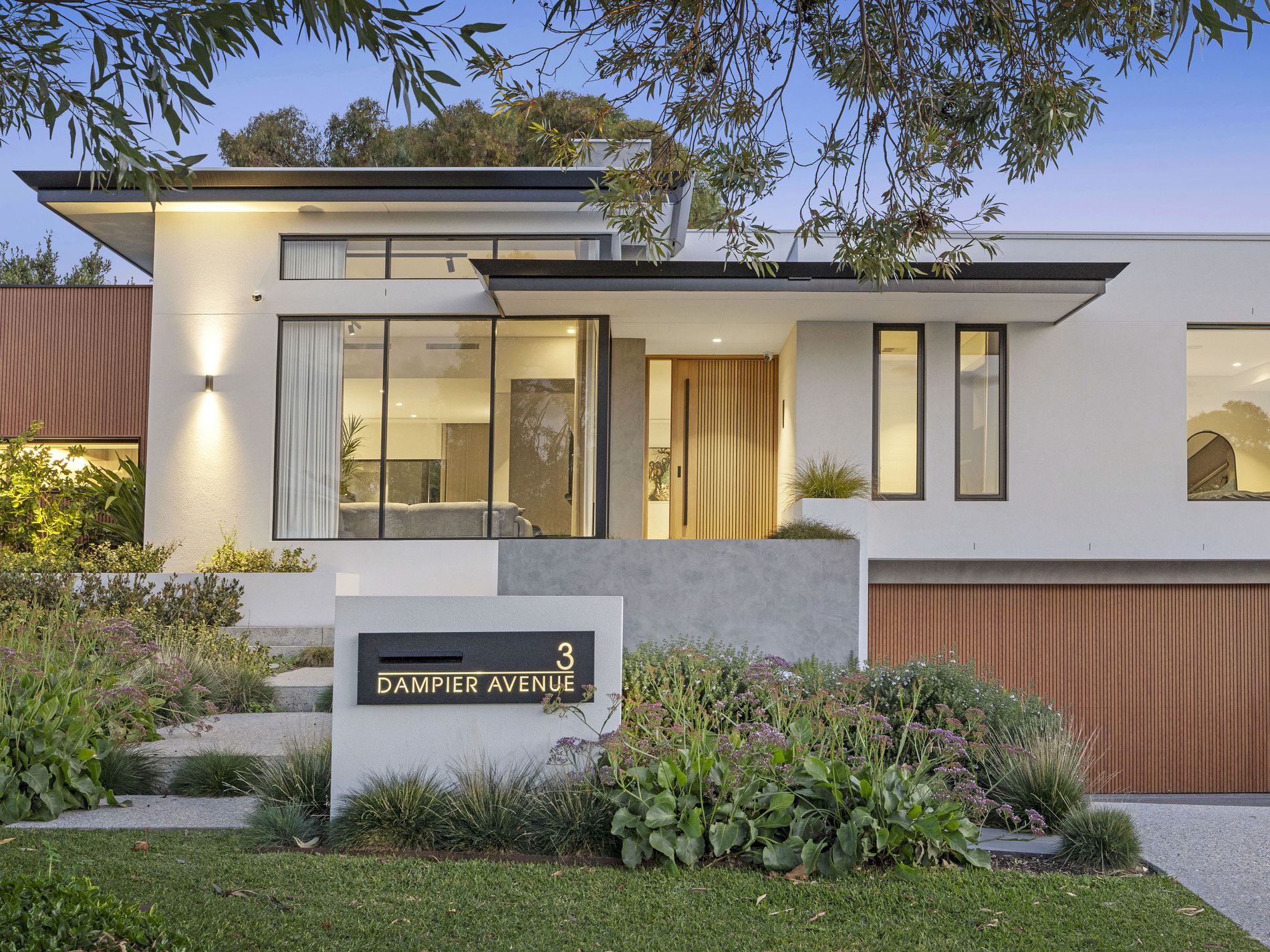 3 Dampier Avenue, City Beach