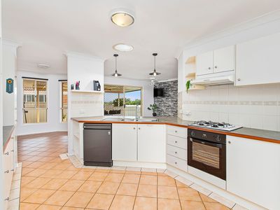 43 Hillside Drive, Albion Park