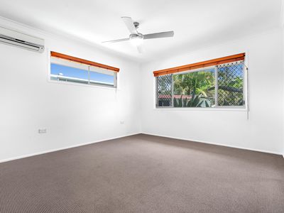 5 Lucy Street, Thorneside