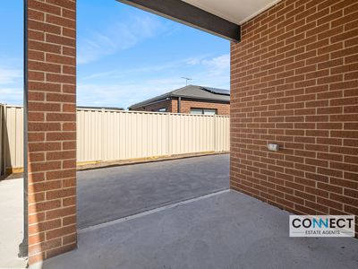10 Bollington Road, Cranbourne East