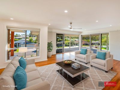 5 Admiralty Drive, Safety Beach