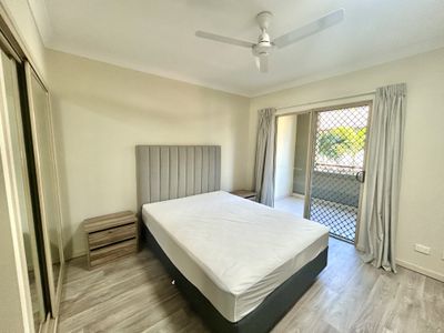 511 / 12 Gregory Street, Westcourt