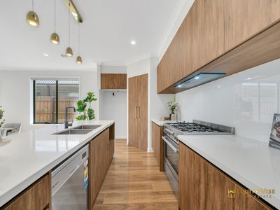 15 Furness Close, Wyndham Vale