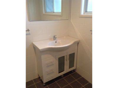 4 Aminya Place, Farmborough Heights