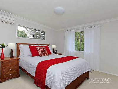 6 Serly Court, Bellbird Park