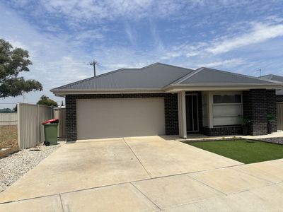 17 Meera Court, Lavington