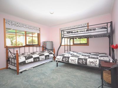 14 Coolumbooka Avenue , Tawonga South