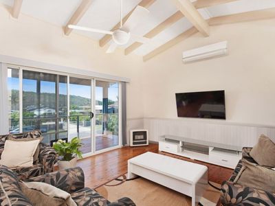 10 Garrad Way, Lake Conjola