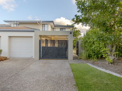 5 / 2 Tuition Street, Upper Coomera