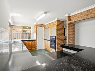 9 SCHOONER PLACE, Waikiki