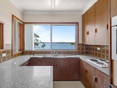 23 Beach Road, Balcolyn