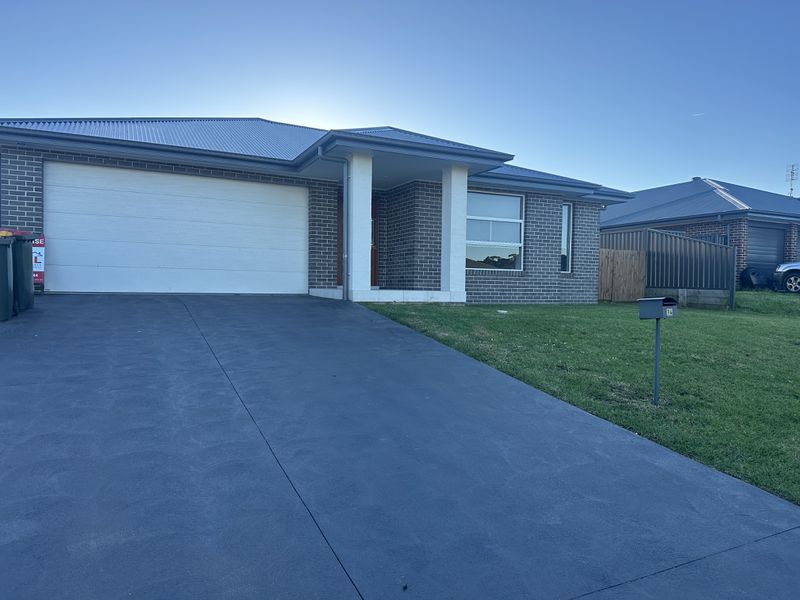 14 Hastings Parade, Sussex Inlet