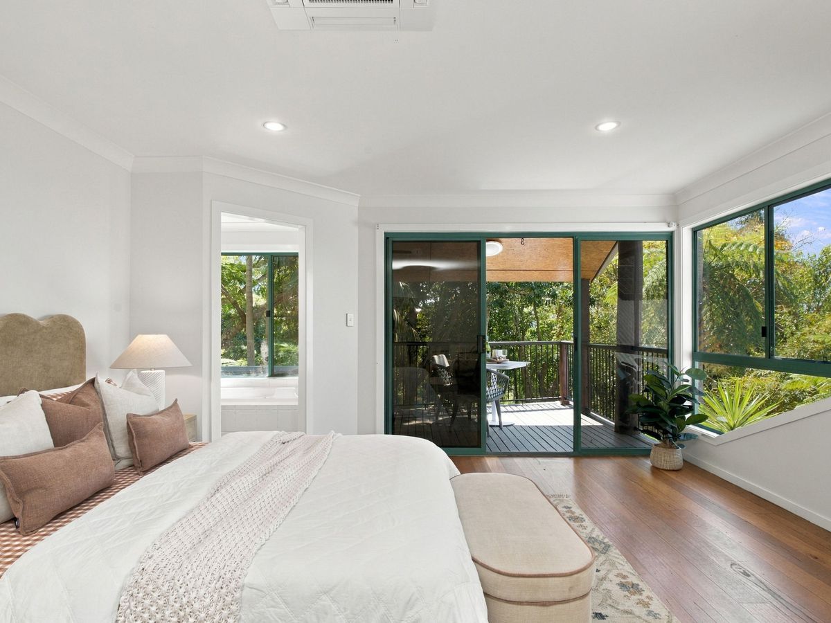 189 Coopers Lane West, Main Arm
