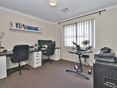 146 Clyde Avenue , Baldivis
