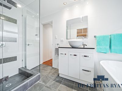 12 Caliso Court, Warnbro