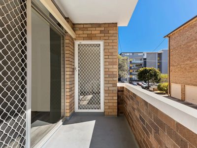 2 / 21 Station Street, Dundas