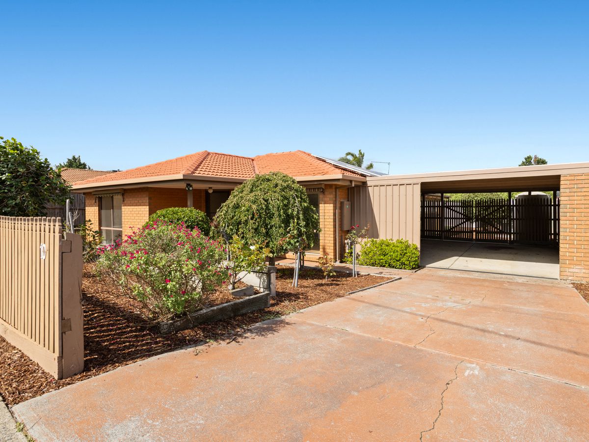 10 Stable Grove, Skye