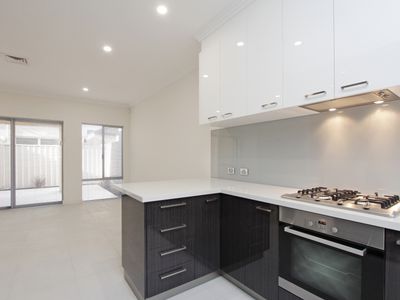 32C Green Avenue, Balcatta