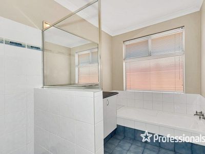 19 VALHERU AVENUE, Rockingham