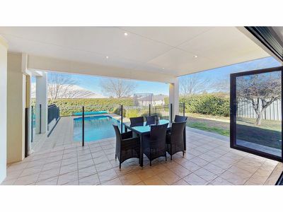 19 Lakeside Circuit, Dubbo